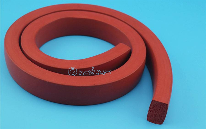 硅膠發(fā)泡條適用于哪些環(huán)境方面？